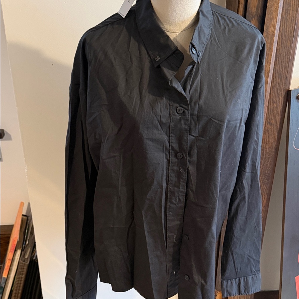 💐Old Navy Women's Black Button-Up Blouse
